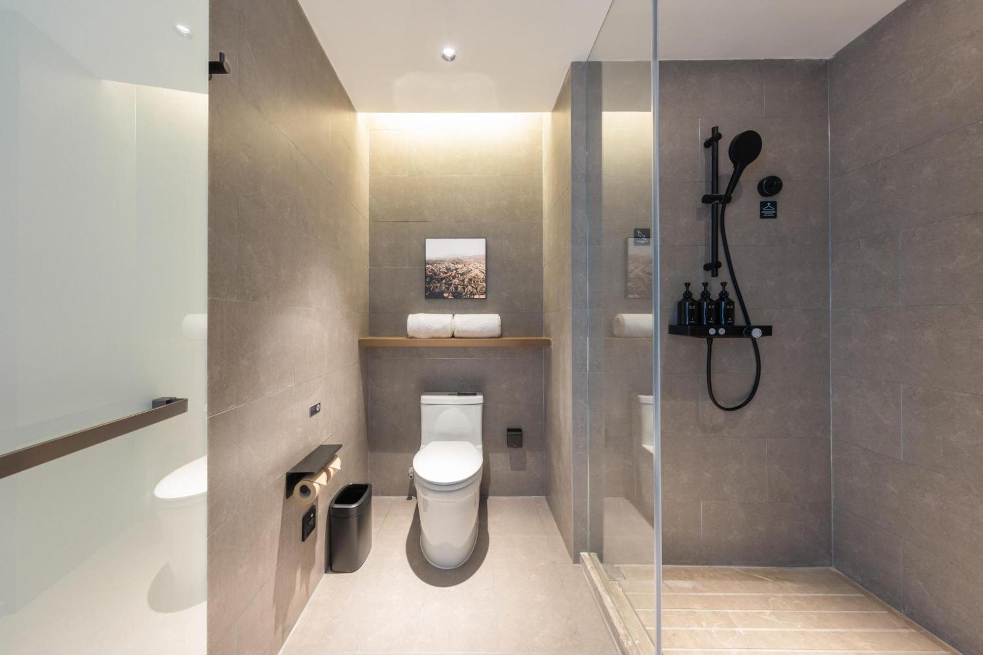 Atour Hotel Wuhan Chuhe Han Street Hongshan Plaza Eksteriør billede