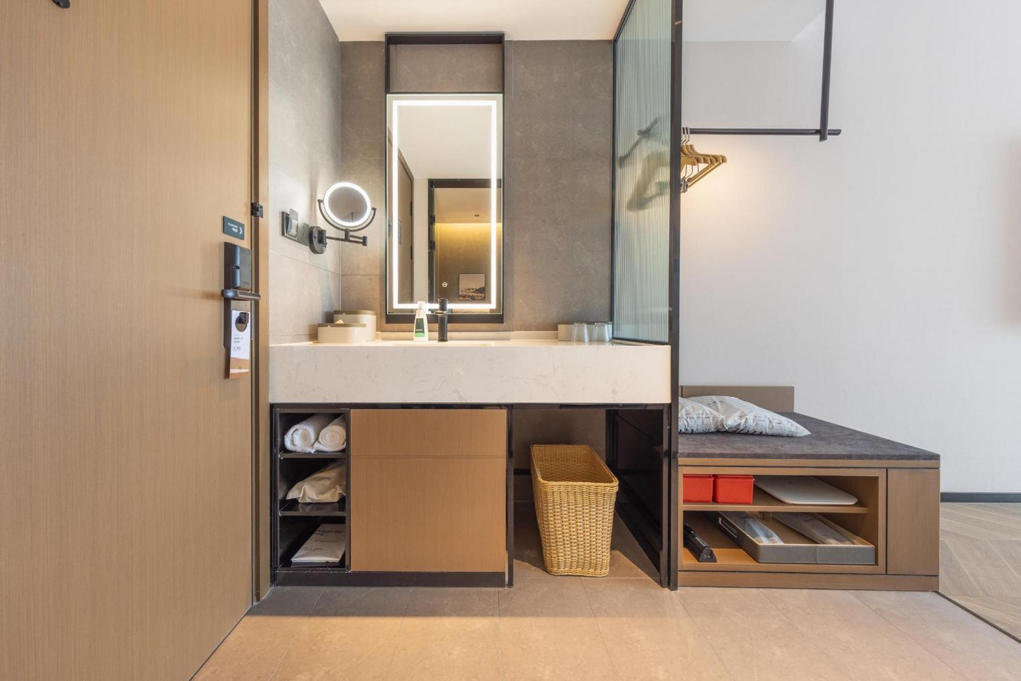 Atour Hotel Wuhan Chuhe Han Street Hongshan Plaza Eksteriør billede