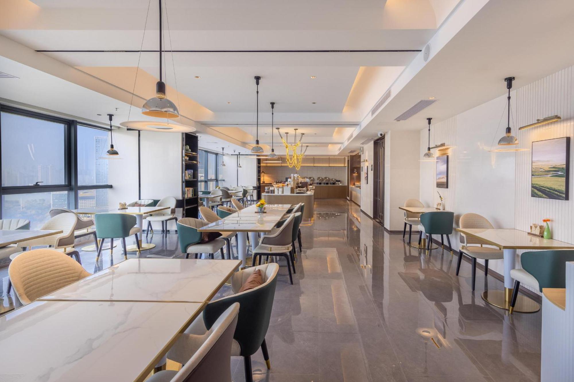 Atour Hotel Wuhan Chuhe Han Street Hongshan Plaza Eksteriør billede