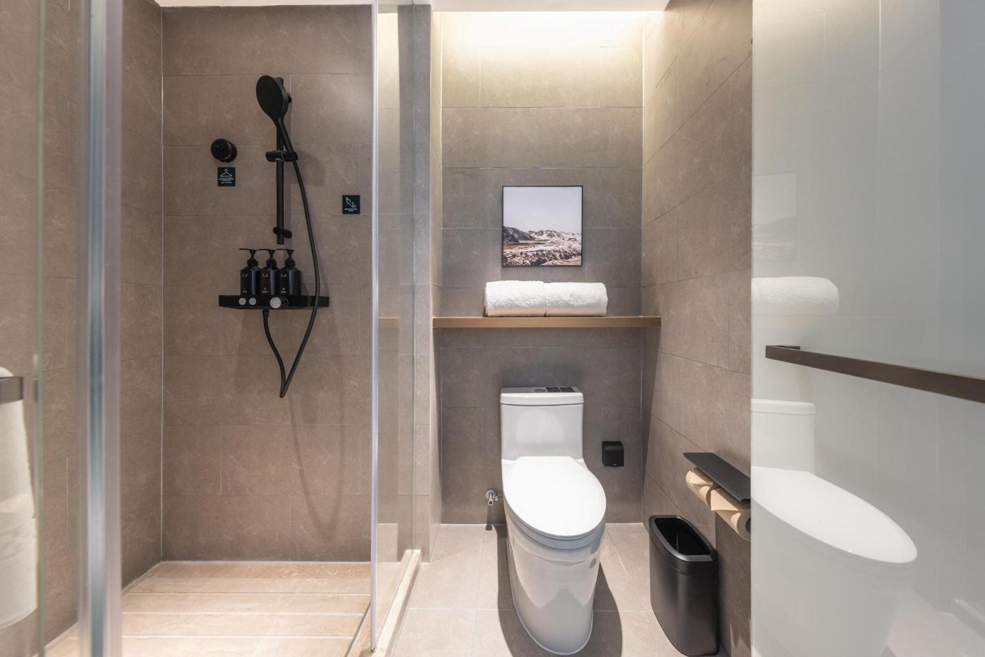 Atour Hotel Wuhan Chuhe Han Street Hongshan Plaza Eksteriør billede